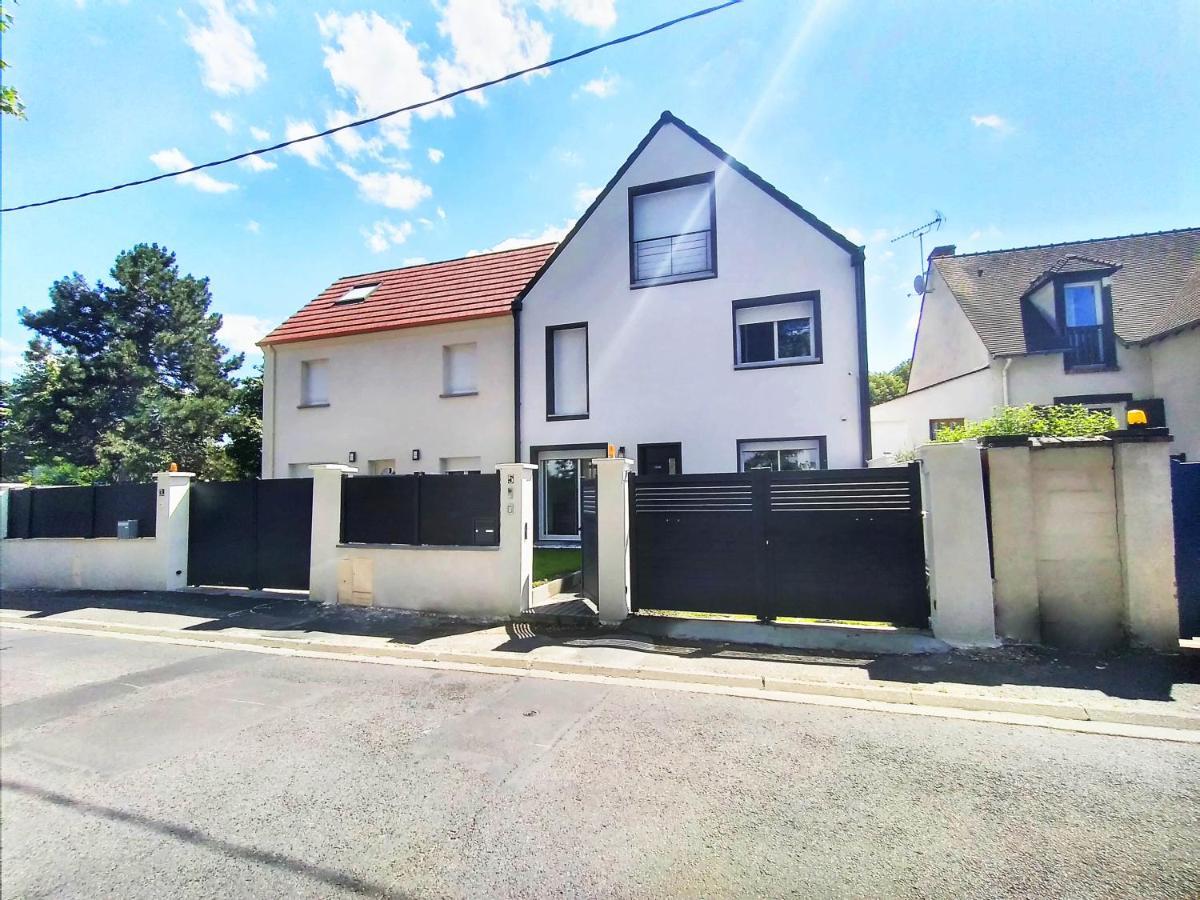 Dream Of Mediterranean House, Jacuzzi, Bbq, Delices Ensoleilles Sartrouville Bagian luar foto